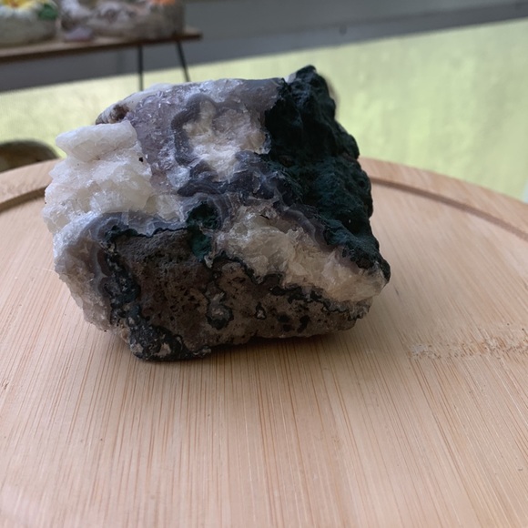 Brazilian Amethyst and calcite crystal - Picture 3 of 11